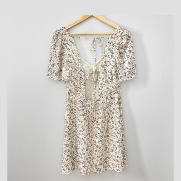 Urban Outfitters UO Mini Dress Spring Shower Chiffon Floral Butterfly Print Sz L - Picture 5 of 15